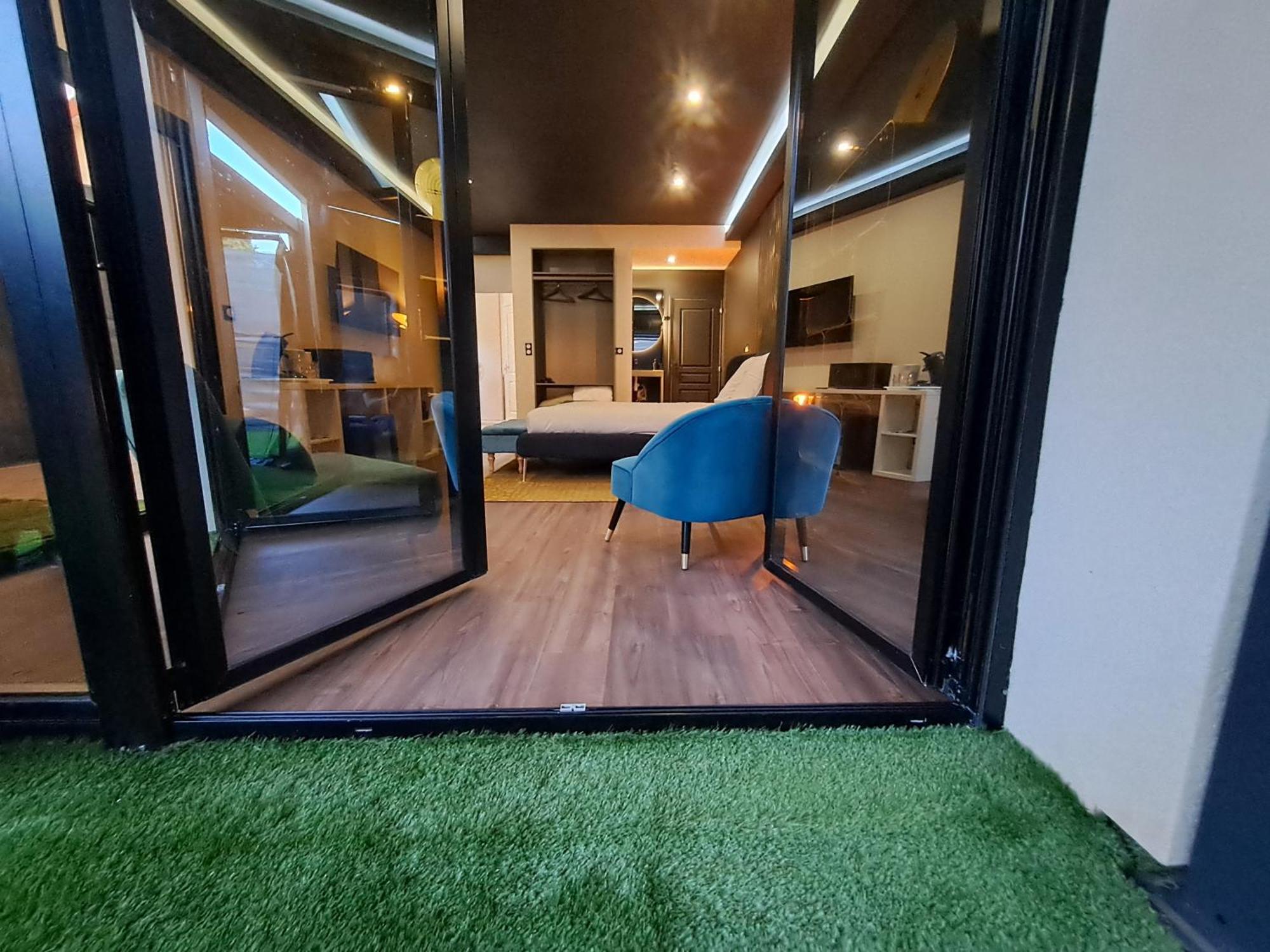 Belle Suite Metro 14 Paris Orly Exterior foto